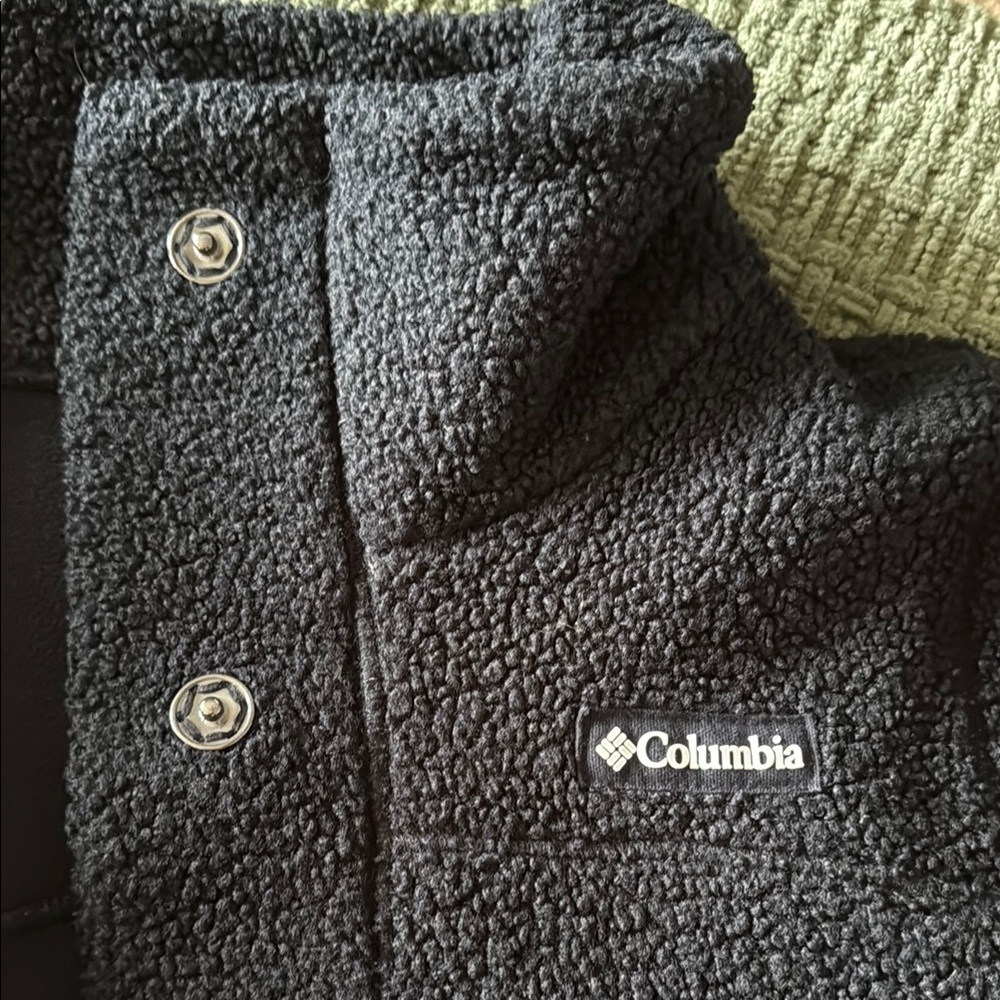 Columbia Black Fleece Jacket - Picture 3 of 5